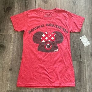 ❤️DISNEY Disney Store Graphic Original Mouseketeer T-shirt NWT size Small